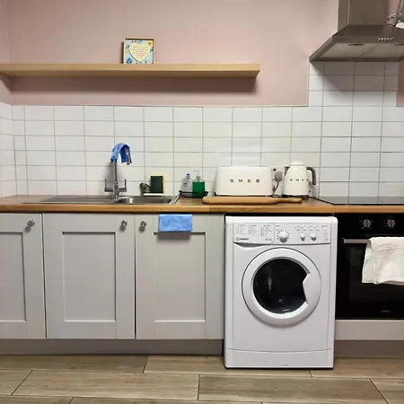 Appartement Stylish Centre Hideaway & Private Hot Tub *